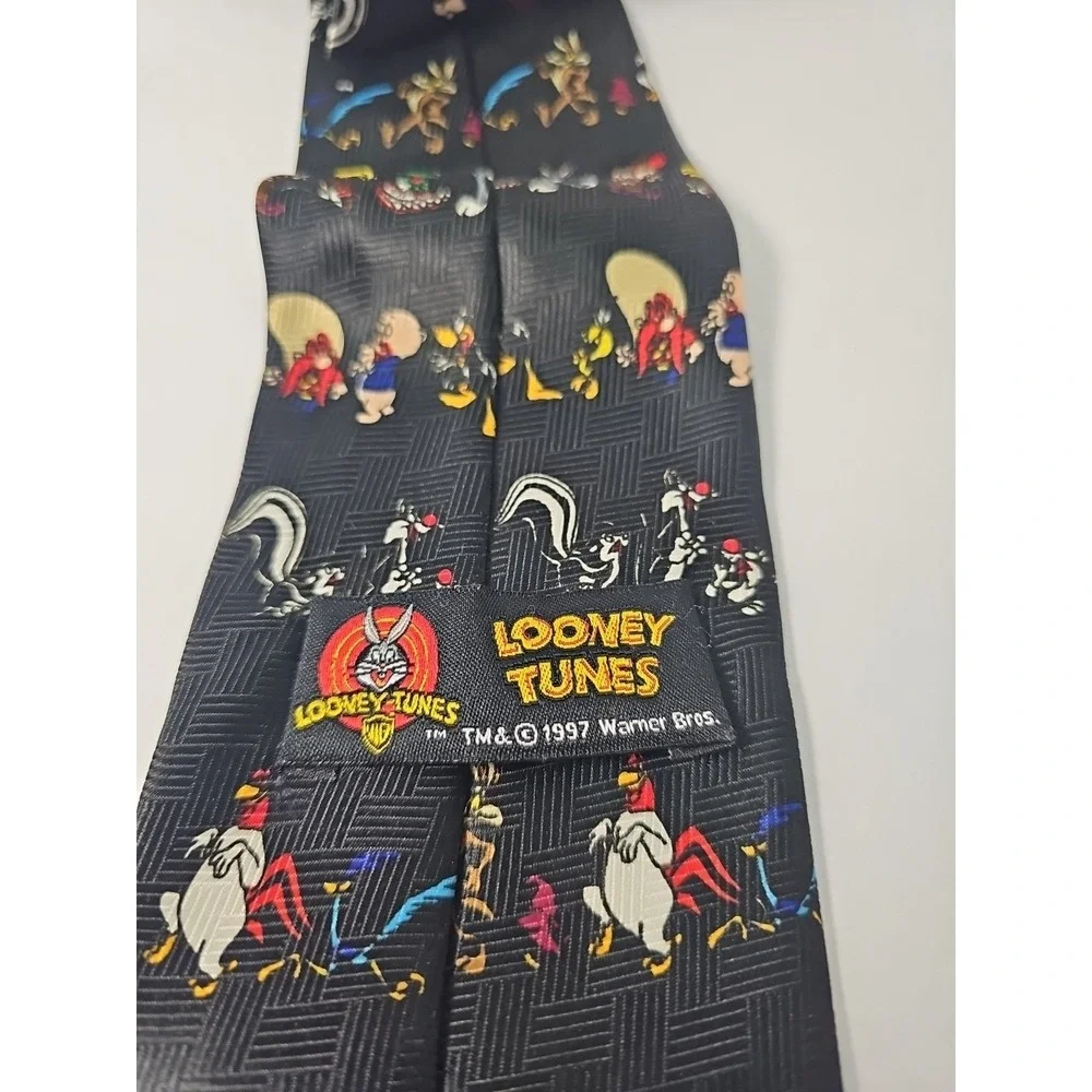 Vintage 1997‎ Looney Tunes MANIA Cartoon Novelty Necktie BUGS BUNNY DAFFY DUCK